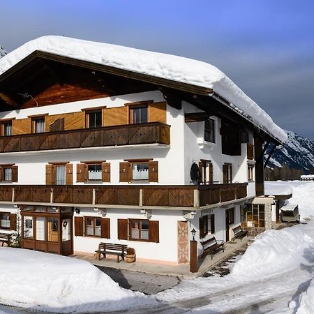 Haus Bergesblick Apartamento Leutasch Exterior foto