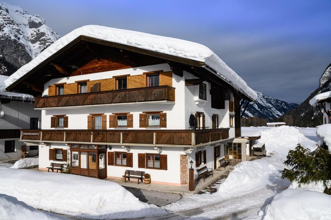 Haus Bergesblick Apartamento Leutasch Exterior foto